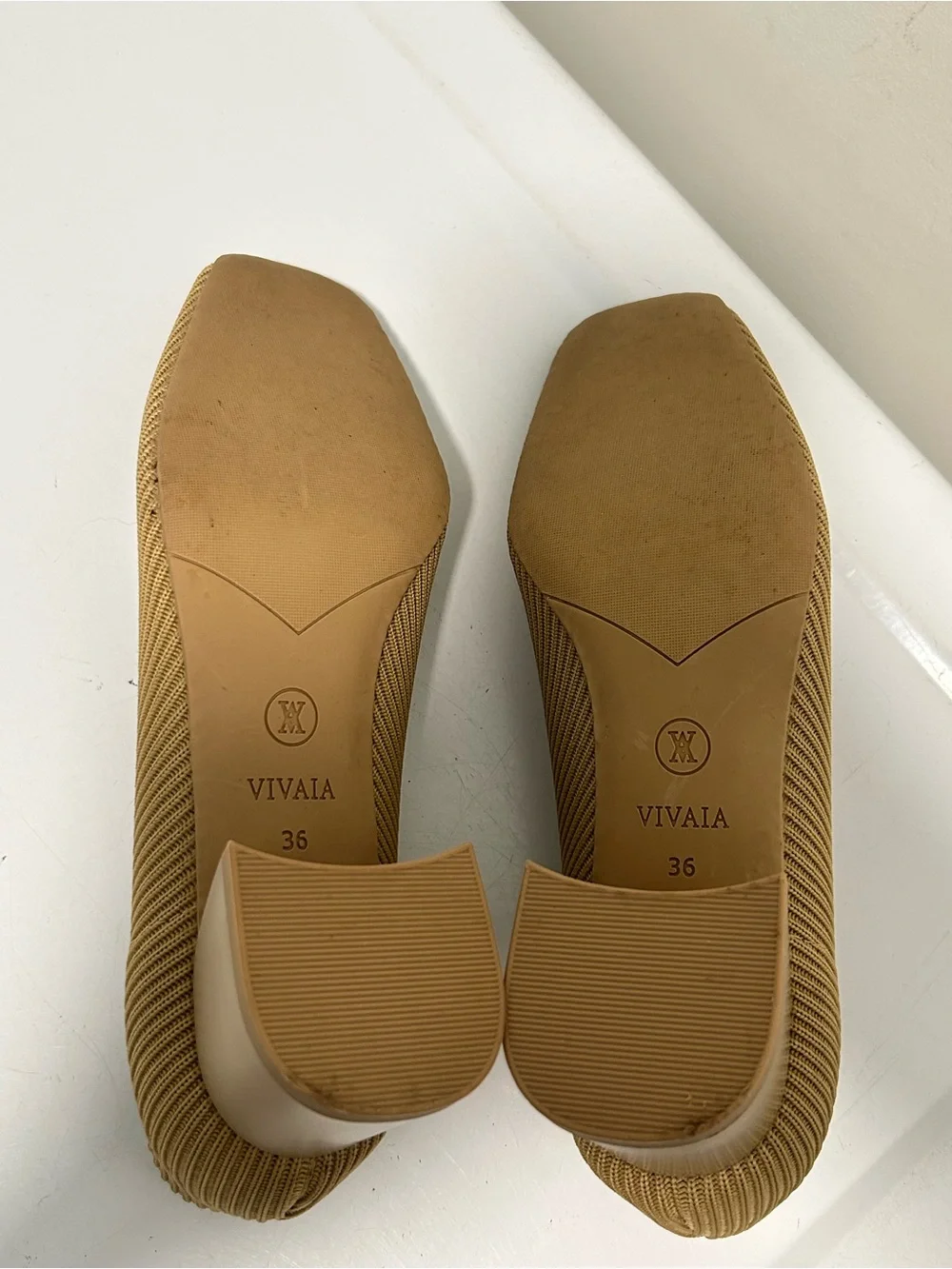 Vivaia Melody 2 Square Toe Chunky Heels Tan Size 5.5 - 6 US 36 EU